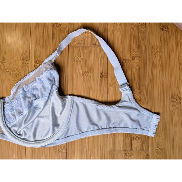Vtg Cabernet 40D Satin Embroidered Underwire Bra Light Blue Floral Lace 3-Hook - Picture 6 of 10